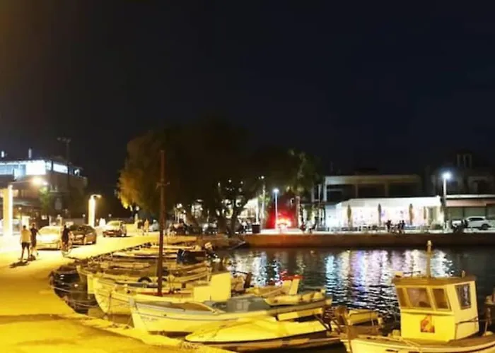 πολυτελές 2 χαλκίδα-παραλία αυλίδος Paralia Avlidhos